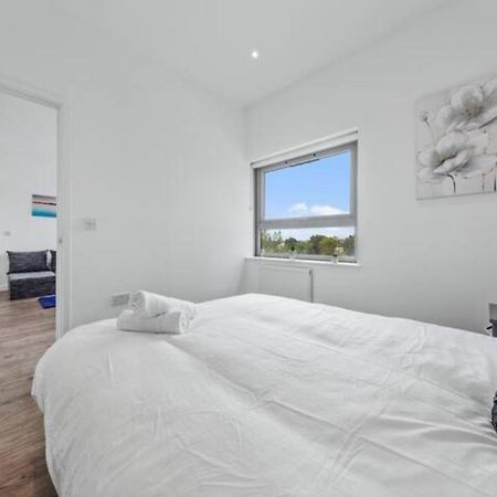 Airy 2Br Flat Delta London Dp332 Appartement Croydon Buitenkant foto