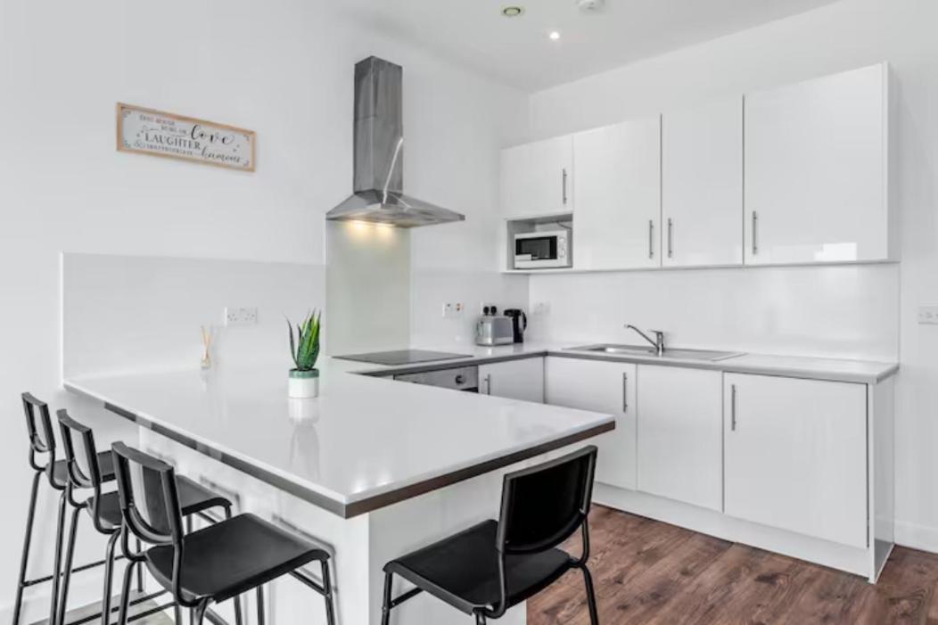 Airy 2Br Flat Delta London Dp332 Appartement Croydon Buitenkant foto