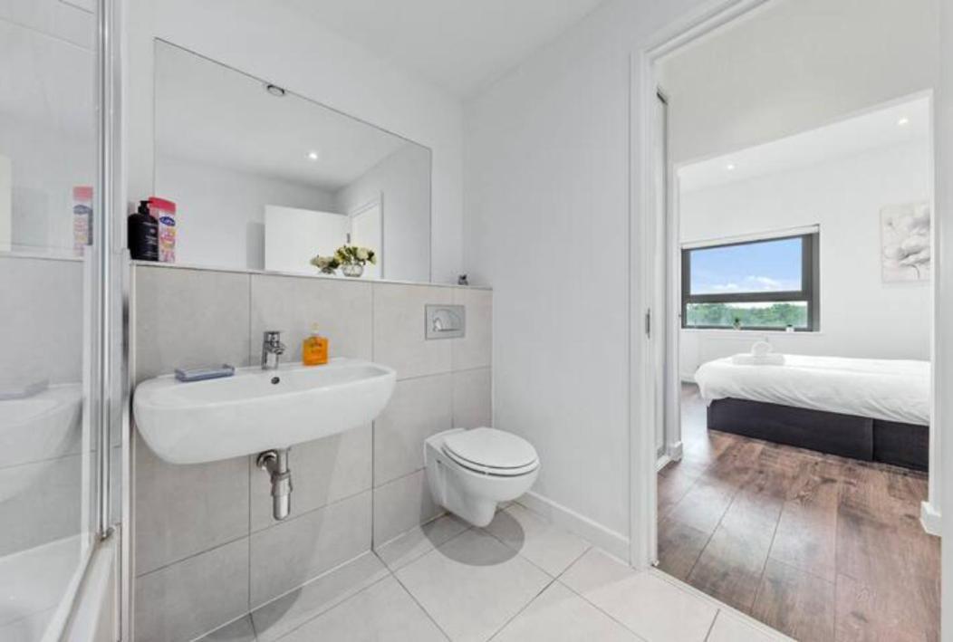 Airy 2Br Flat Delta London Dp332 Appartement Croydon Buitenkant foto